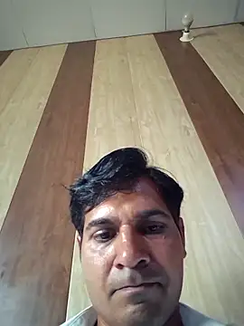 johnny8731 online show from May 2026 05:13:01 AM