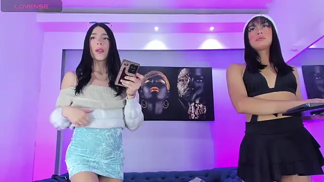 The Hot Ts Dolls online show from September 2025 08:13:01 PM