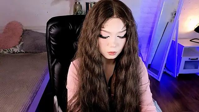 Snapshot of maddymystie chatting on June 2026 01:46:01 PM maddymystie online show from June 2026 01:46:01 PM