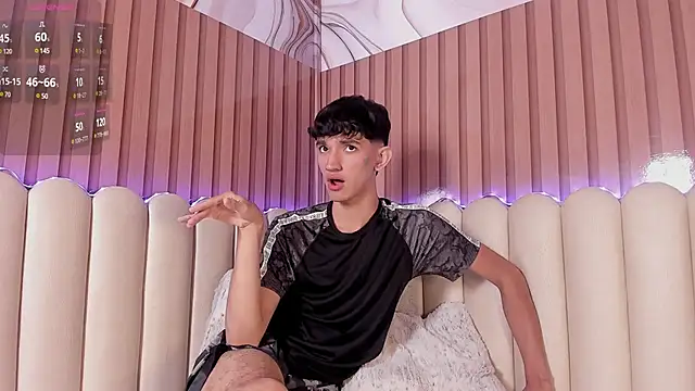 peachandtyron  online show from March 2025 10:17:02 PM