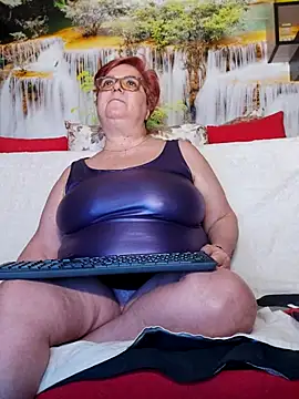 QueenPammy1 online show from February 2025 03:41:02 PM