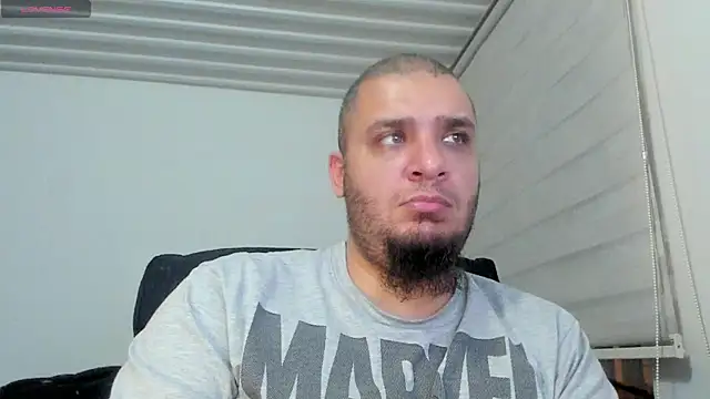 SIGFRID J online show from March 2025 02:04:02 AM
