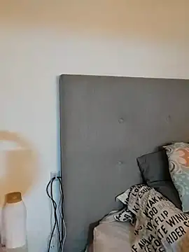 Elowyn online show from September 2025 12:43:02 AM