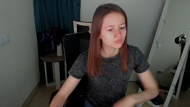 Catherine e online show from September 2025 06:18:02 PM