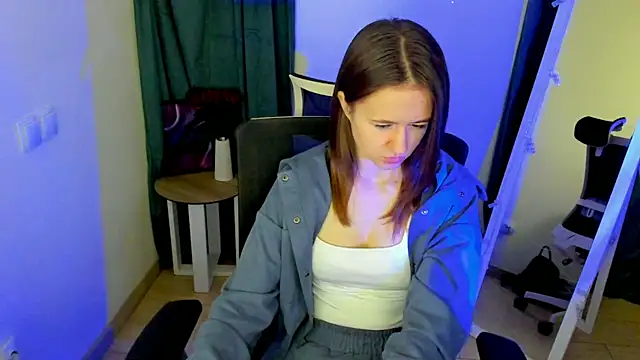 Catherine e online show from October 2025 06:39:01 PM