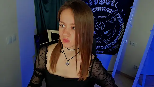 Catherine e online show from October 2025 07:48:02 PM