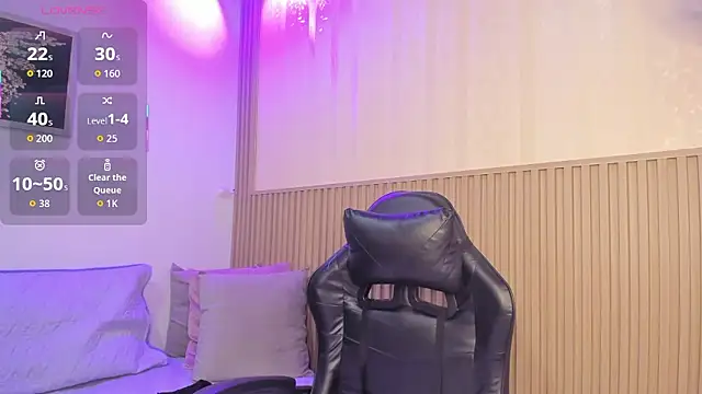 Snapshot of sharonscoth chatting on January 2026 07:19:01 PM sharonscoth online show from January 2026 07:19:01 PM