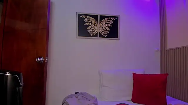 Snapshot of sharonscoth chatting on March 2026 08:15:01 PM sharonscoth online show from March 2026 08:15:01 PM