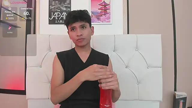 Snapshot of Ethan_Westt chatting on September 2025 08:19:01 PM Ethan Westt online show from September 2025 08:19:01 PM