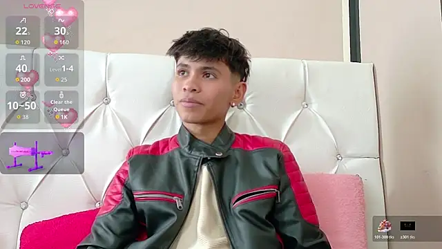 Snapshot of Ethan_Westt chatting on October 2025 08:44:02 PM Ethan Westt online show from October 2025 08:44:02 PM