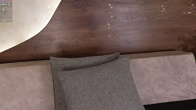 mia lacy  online show from December 2025 08:04:01 PM