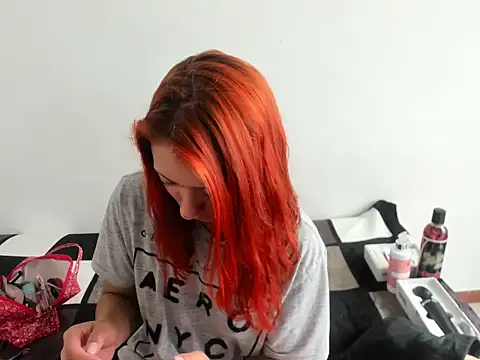 Snapshot of DulceXmile chatting on September 2025 03:45:01 PM DulceXmile online show from September 2025 03:45:01 PM