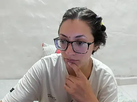 DulceXmile online show from January 2026 07:05:02 PM