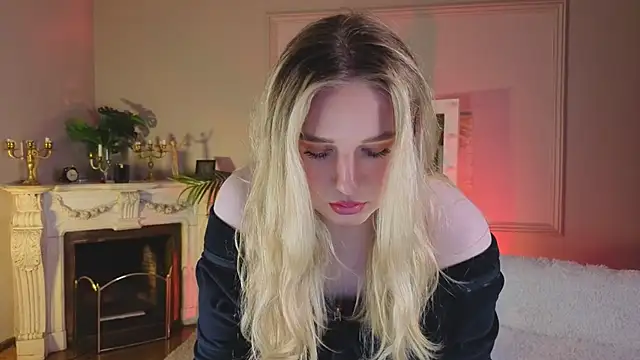 Jes Solar online show from October 2025 09:09:02 PM