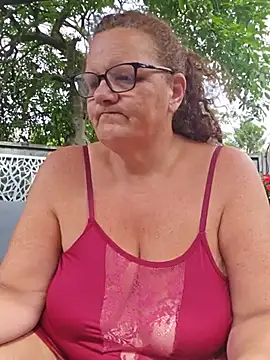 Snapshot of MissQueenBeex chatting on July 2026 08:51:02 AM MissQueenBeex online show from July 2026 08:51:02 AM