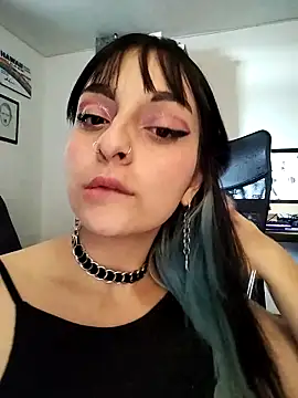 KARINNA  RAVEN online show from November 2025 10:14:01 PM