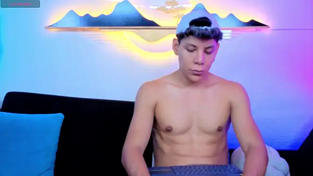 Snapshot of Almiboys chatting on February 2026 12:47:02 AM Almiboys online show from February 2026 12:47:02 AM