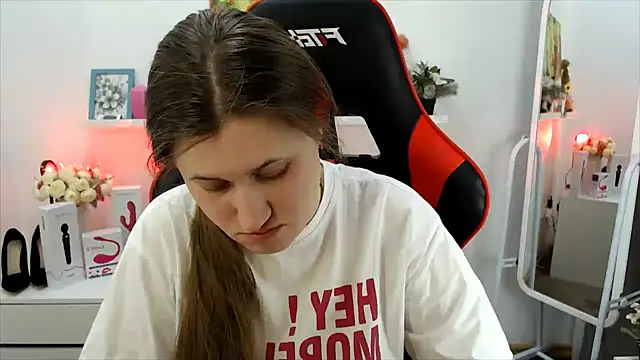 Lucky Lana online show from March 2026 03:19:01 AM