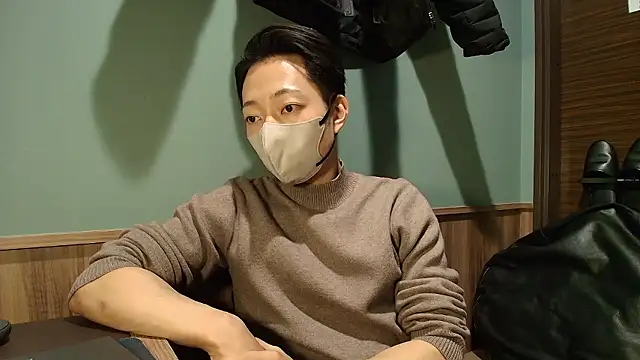 i am Hiro online show from February 2026 03:35:01 AM