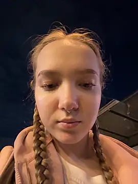 bambi lu online show from October 2025 04:26:01 PM