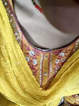 Eshwari Chopra online show from September 2025 05:17:02 AM