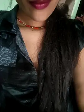 Snapshot of Eshwari_Chopra chatting on April 2026 06:33:02 AM Eshwari Chopra online show from April 2026 06:33:02 AM