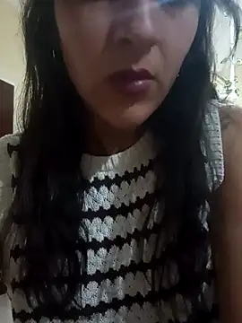 Camilitah online show from April 2026 05:32:02 PM