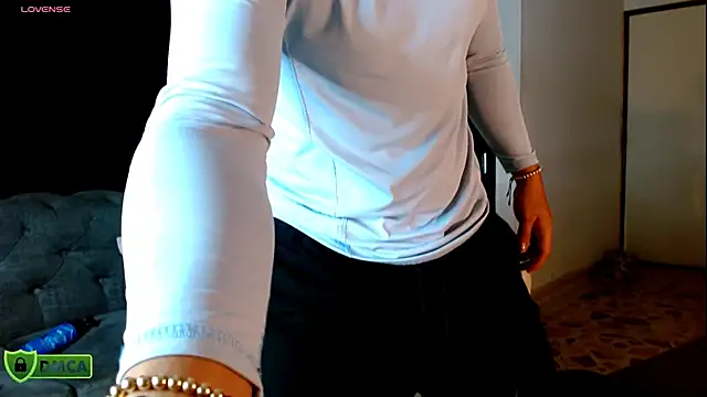 THE LITTLE LIAM online show from April 2026 04:41:01 AM