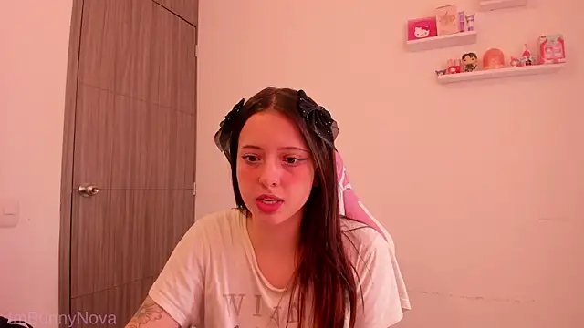 ImBunnyNova online show from July 2026 03:29:01 PM