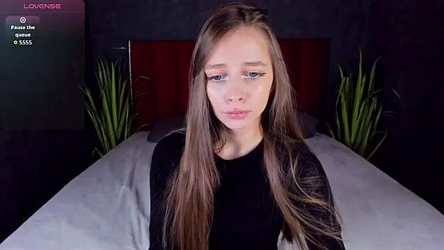 Amy Waynee online show from September 2025 11:04:02 PM