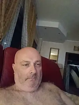 Alexis Bull online show from June 2026 10:46:01 PM