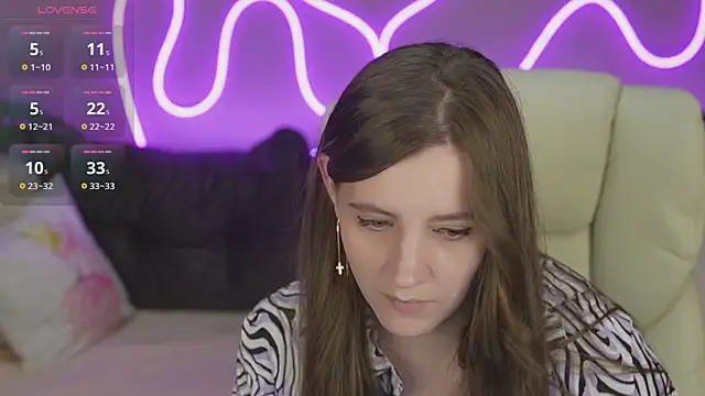 ValeryMurr online show from November 2025 09:33:01 AM