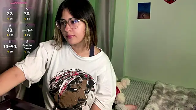 emma  bell  online show from September 2025 12:58:02 AM