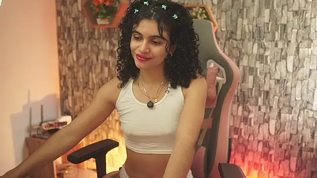 Snapshot of bonniie_98_ chatting on June 2026 07:20:01 PM bonniie 98 online show from June 2026 07:20:01 PM