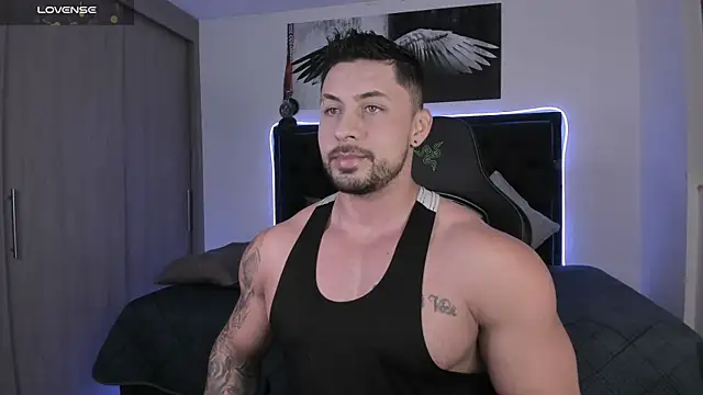 Snapshot of santi_aesthetic chatting on May 2026 03:34:01 AM santi aesthetic online show from May 2026 03:34:01 AM