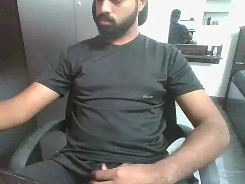 lovelyakash69 online show from September 2025 02:59:01 AM