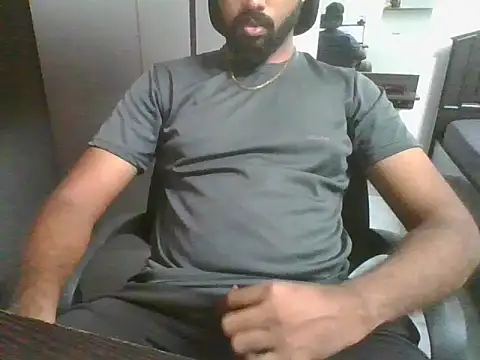 lovelyakash69 online show from October 2025 10:16:02 AM