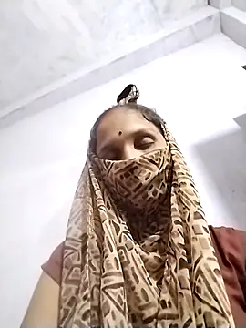 Soniy-Maax online show from April 2026 04:14:01 PM