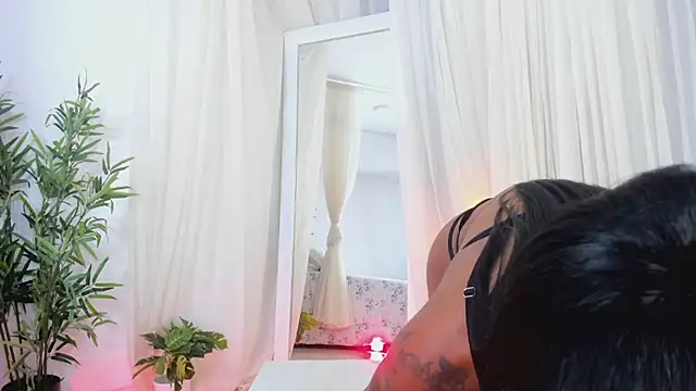 MelanieMiller  online show from September 2025 06:35:02 AM