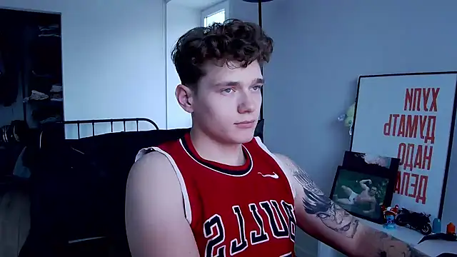 DanyDavis online show from September 2025 12:32:01 PM