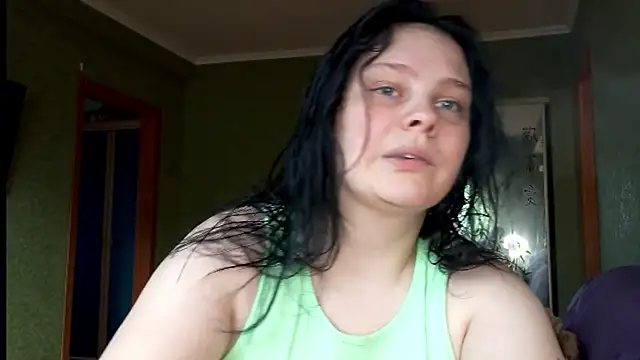 Snapshot of SweetPiggyx chatting on May 2026 04:04:02 PM SweetPiggyx online show from May 2026 04:04:02 PM