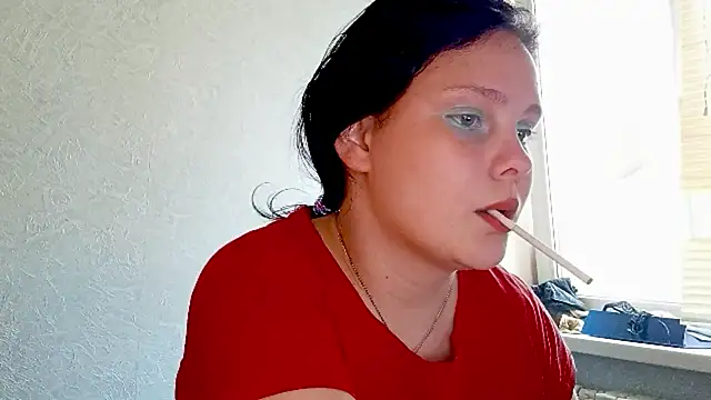 Snapshot of SweetPiggyx chatting on June 2026 02:33:01 PM SweetPiggyx online show from June 2026 02:33:01 PM