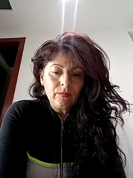 lunadicty online show from December 2025 12:06:01 AM