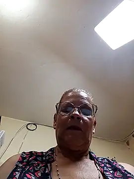 katrina perez online show from October 2025 07:55:01 PM