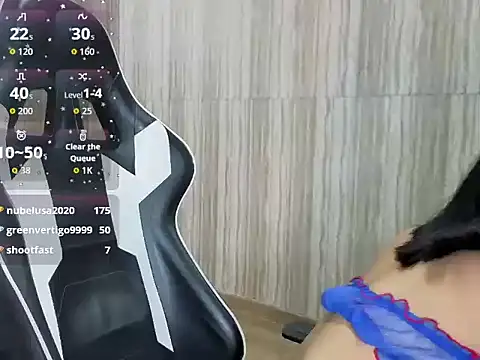 clementine t online show from September 2025 02:55:01 AM