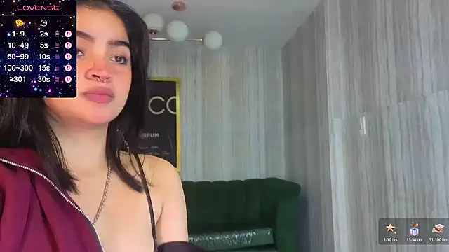 clementine t online show from November 2025 01:11:02 PM