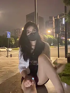 AiBanana online show from September 2025 04:52:02 PM