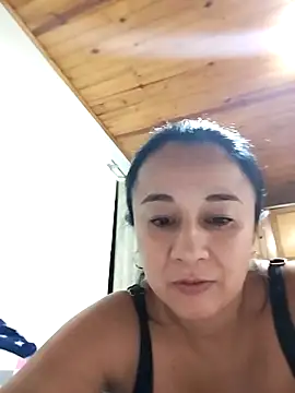 Snapshot of MELODY__06 chatting on May 2026 04:09:02 AM MELODY 06 online show from May 2026 04:09:02 AM