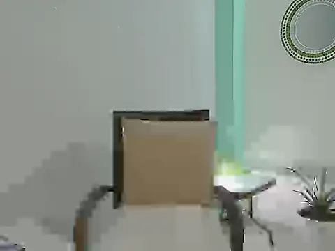 Alicia Montess online show from November 2025 08:45:01 PM