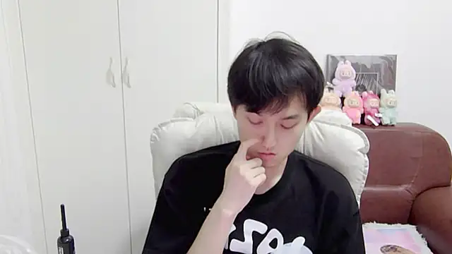 Snapshot of BILLY4me chatting on October 2025 05:45:02 PM BILLY4me online show from October 2025 05:45:02 PM